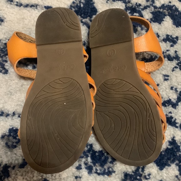 Cat and Jack Sandals - SIZE 9 - Picture 2 of 3